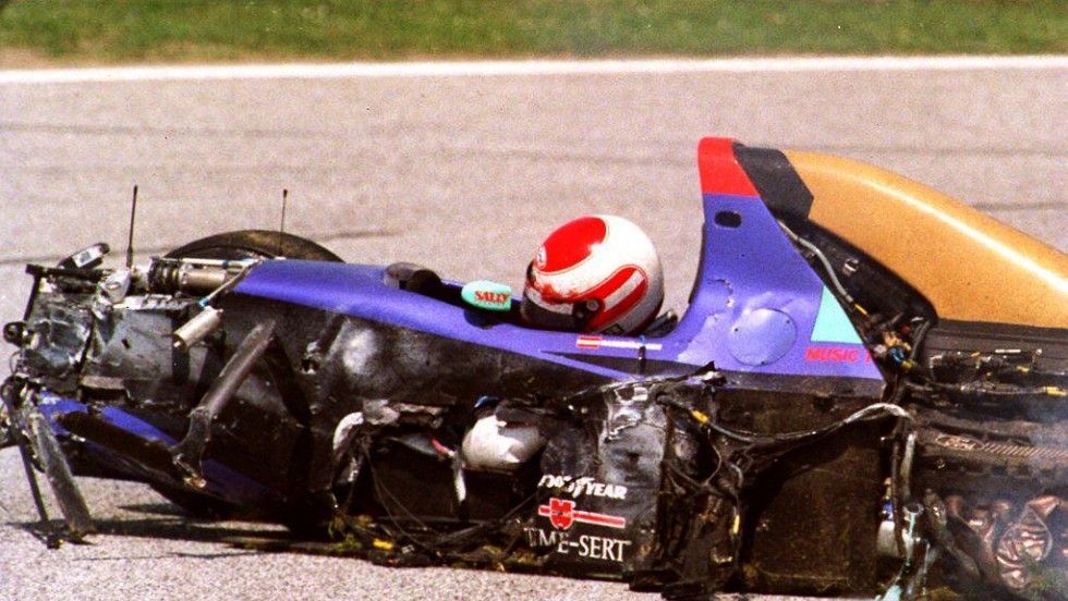 ¿Que piloto murió el dia antes de la muerte de Ayrton Senna en Imola de 1994 ?